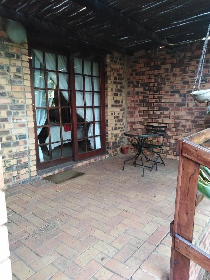 Khokha Moya Guesthouse Ermelo Eksteriør billede