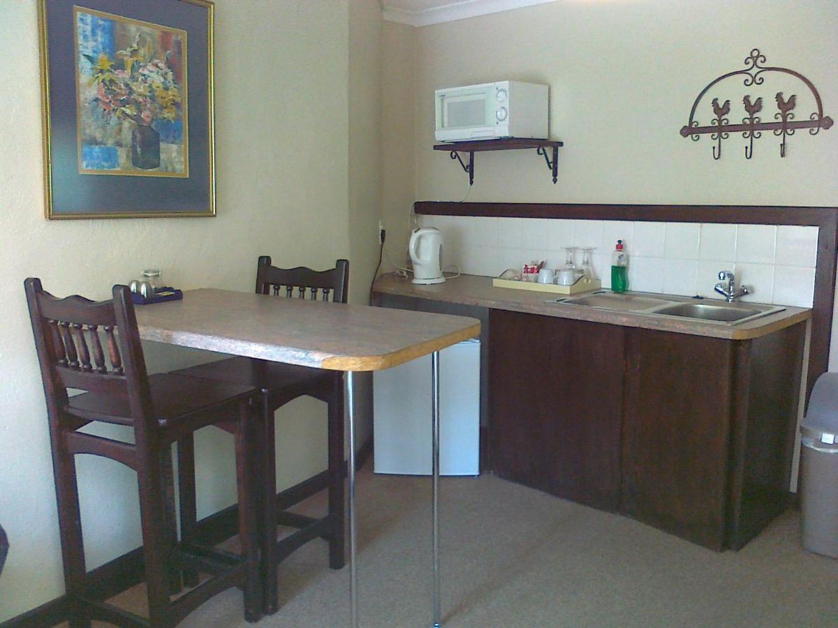 Khokha Moya Guesthouse Ermelo Eksteriør billede