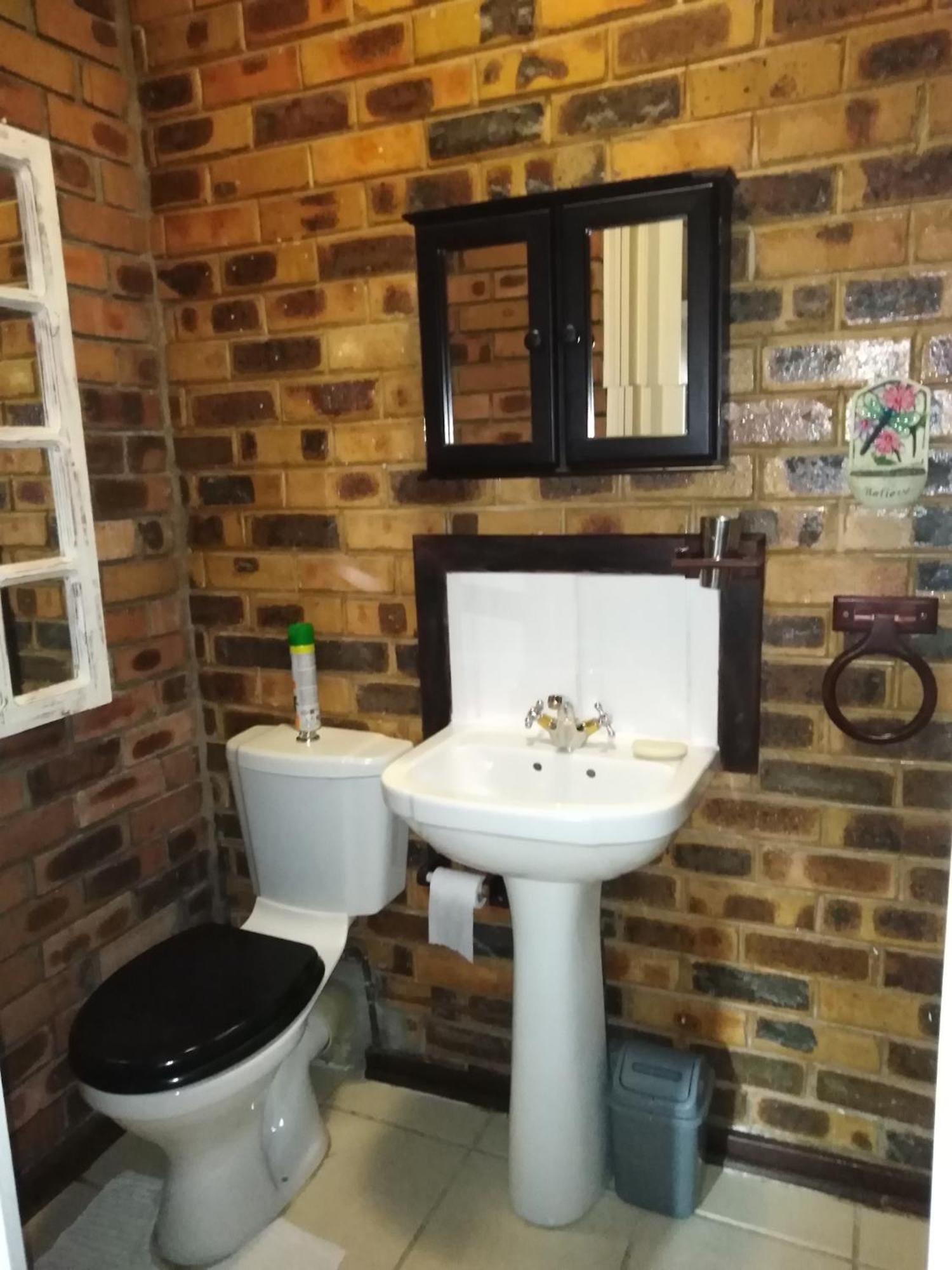 Khokha Moya Guesthouse Ermelo Eksteriør billede